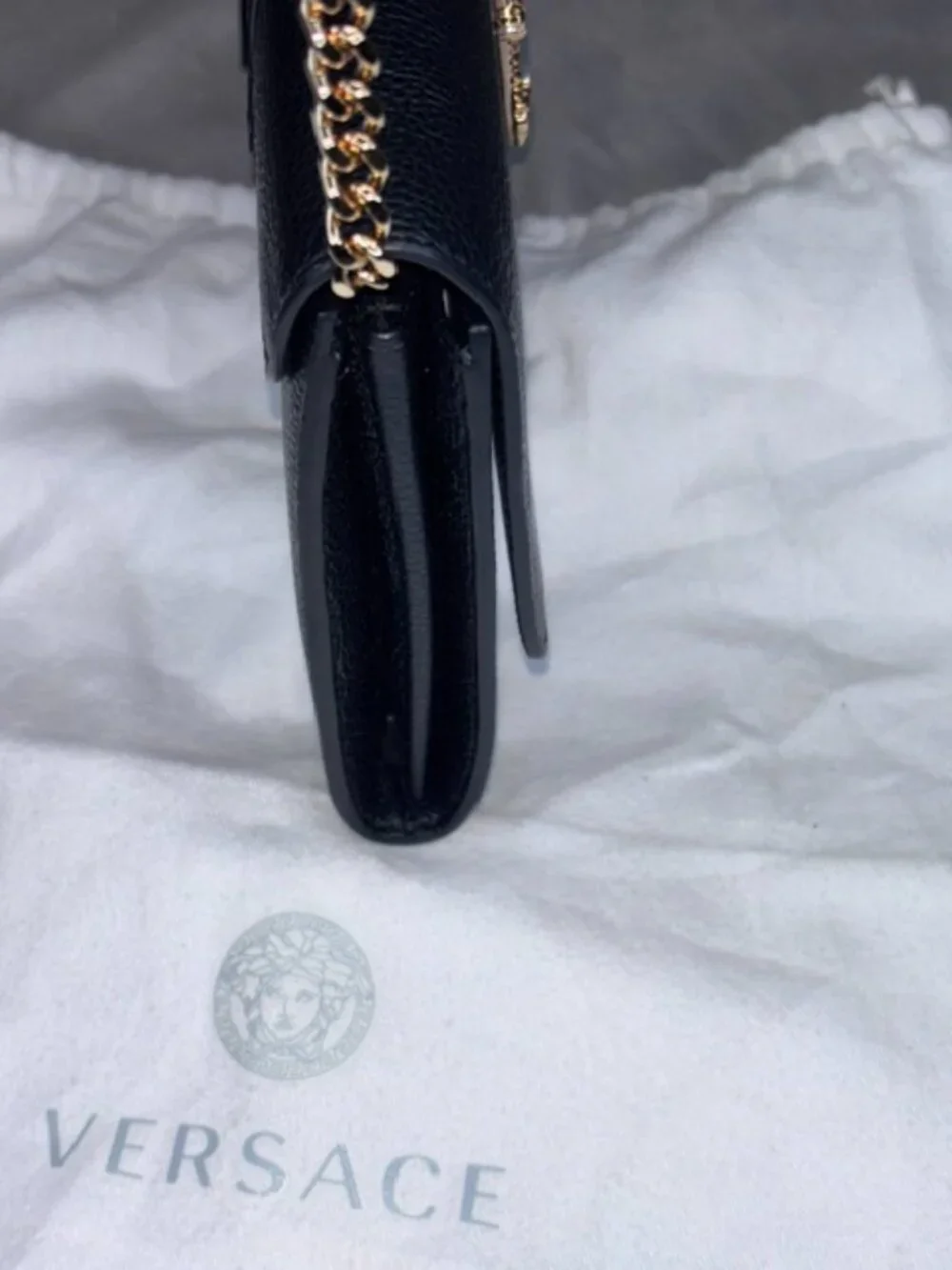NWT Versace Virtus Black Leather Wallet on Chain 🖤✨